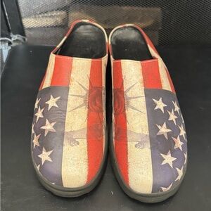 Icon Slip-on Mules Painted Leather USA Flag Red White Blue Women’s size 8
